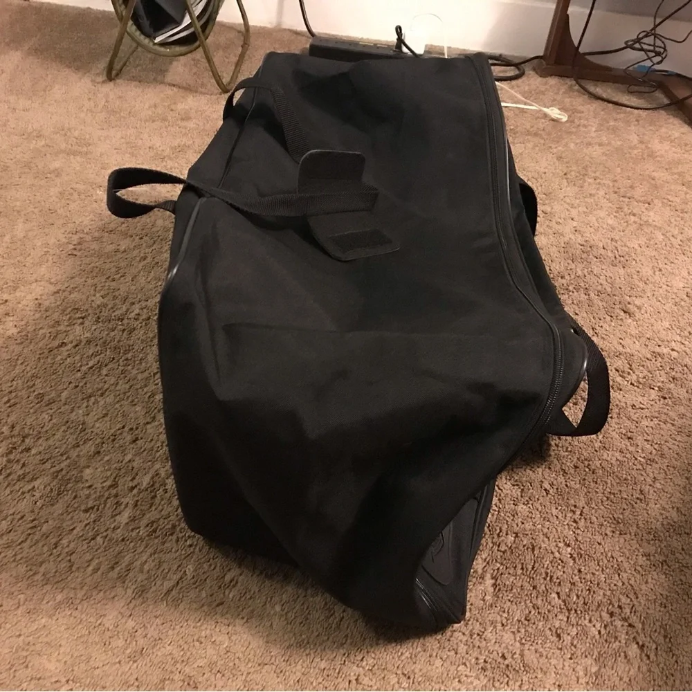 Harley Davidson Black Canvas Duffle Bag Travel Carry On Biker 22